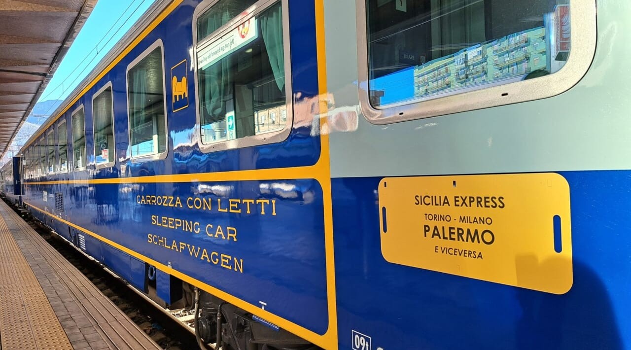 Trasporti, torna il Sicilia Express: il governo Schifani finanzia il treno per i siciliani al fine di rientrare a Pasqua