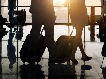 Ponte del Primo maggio, 7,4 milioni di italiani in viaggio. Federalberghi: giro d’affari da 3,8 miliardi, il 92% in Italia