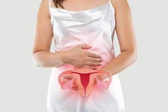 Vivere con endometriosi, per 1 donna su 4 pesa sui percorsi formativi e lavorativi