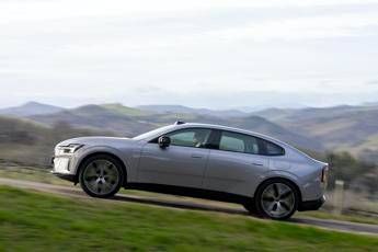 Volvo Es90, con gli 800 volt l’elettrica diventa senza pensieri