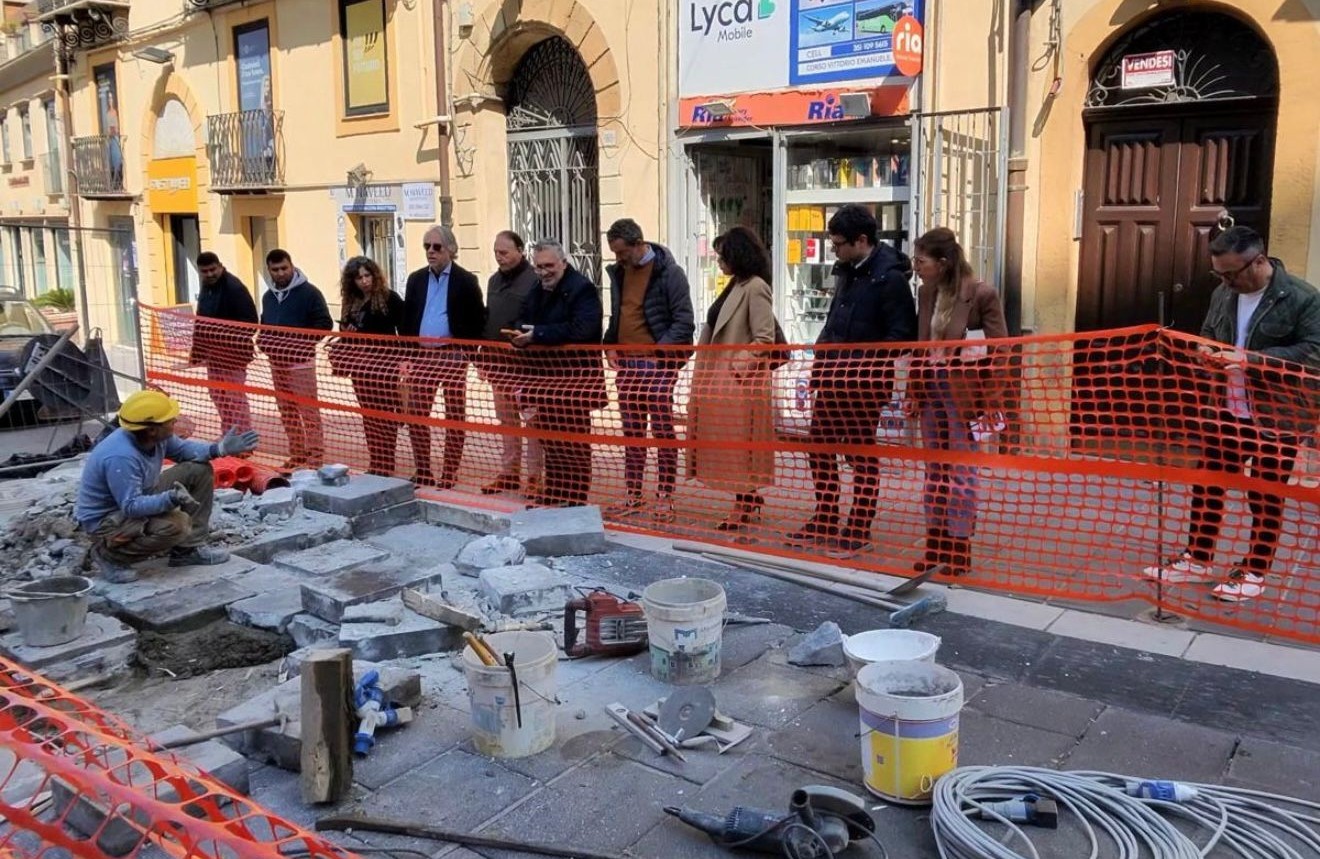 Caltanissetta. Sopralluogo della 2^ Commissione consiliare nei cantieri di Corso Umberto e Corso Vittorio Emanuele