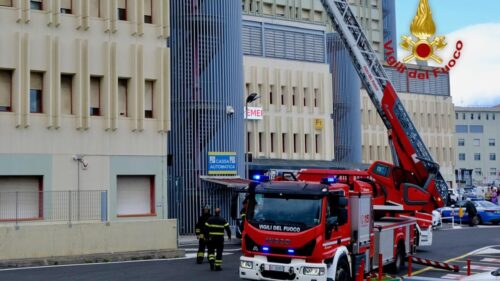 Incendio all’ospedale Cannizzaro di Catania, il Codacons presenta esposto in Procura