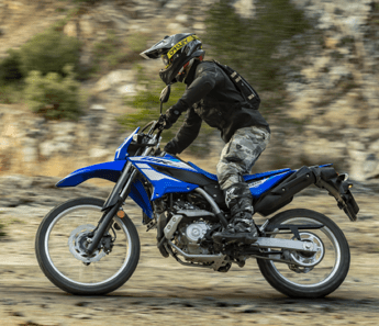 Yamaha WR125R arriva nelle concessionarie