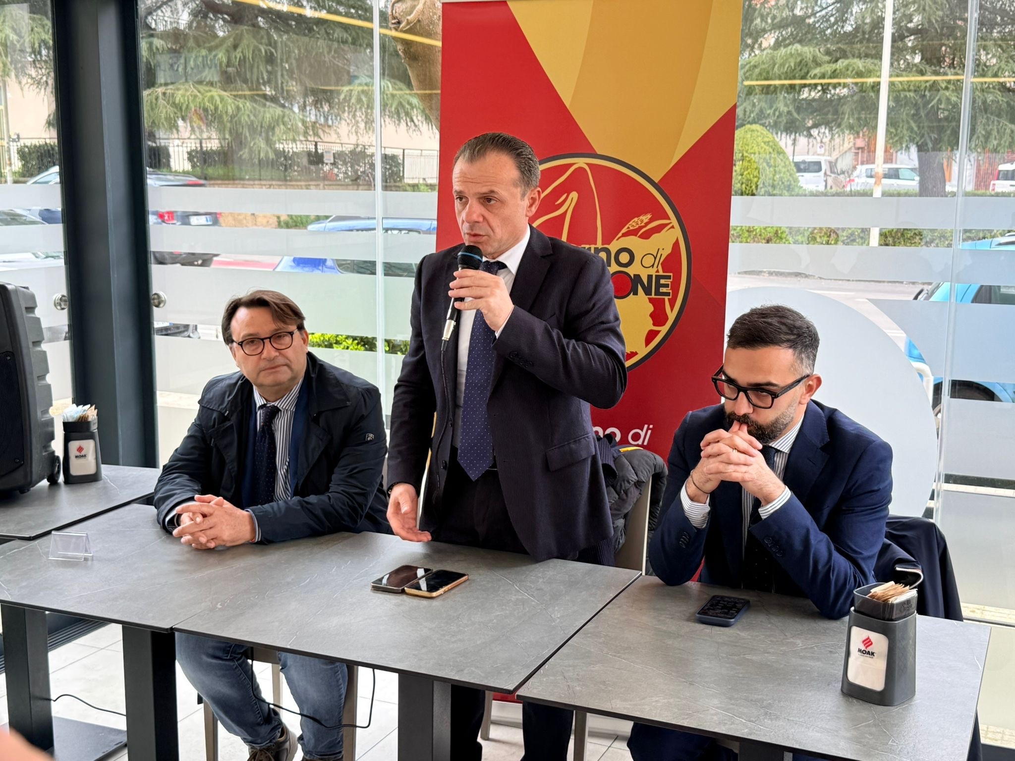 Caltanissetta. Prosegue tour di presentazione del Governo di Liberazione: Cateno De Luca ha fatto tappa nel capoluogo nisseno
