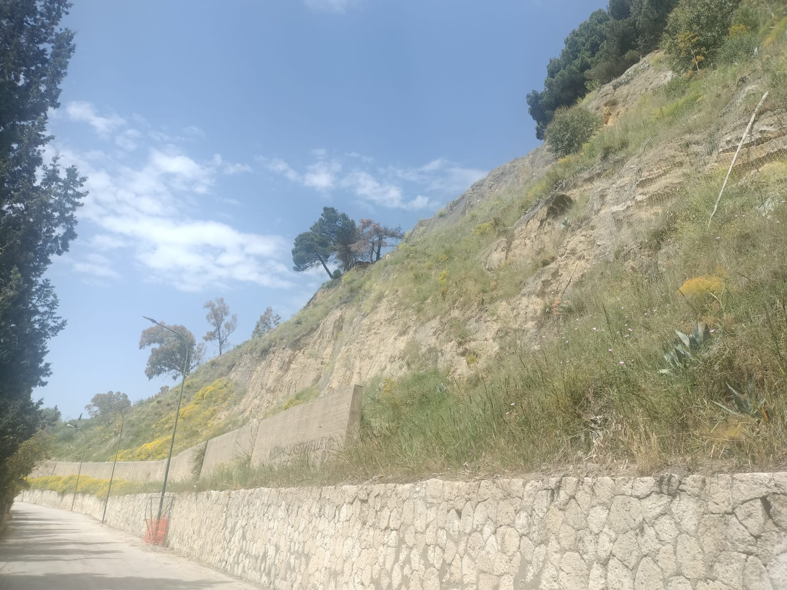 Caltanissetta. Collina Sant’Anna, completati i lavori di messa in sicurezza. Via Colonnello Eber presto accessibile dopo 8 anni di chiusura al transito