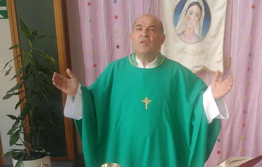 San Cataldo. L’Associazione Agricoltori Zolfatai ha conferito a padre Carmelo Carvello la nomina a socio onorario