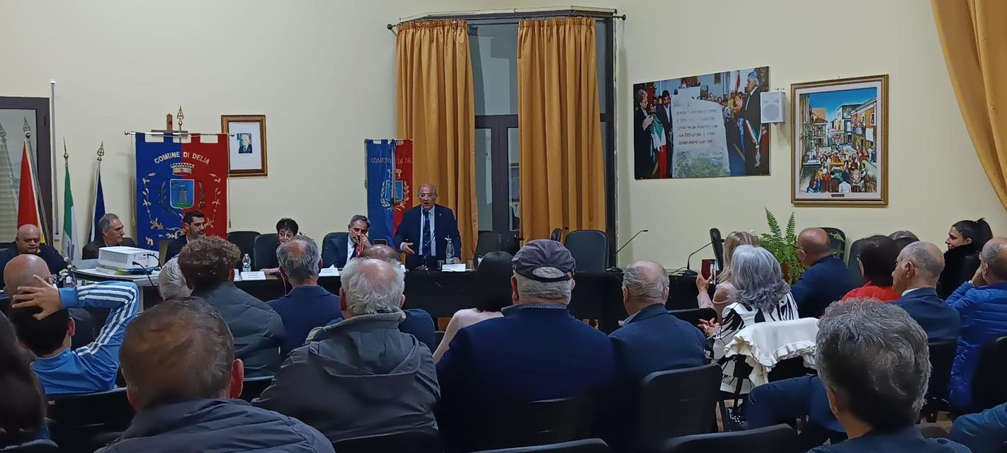 Presentato il libro di Angelo Carvello “Il Mortorio di Delia – Con la Bibbia in mano”