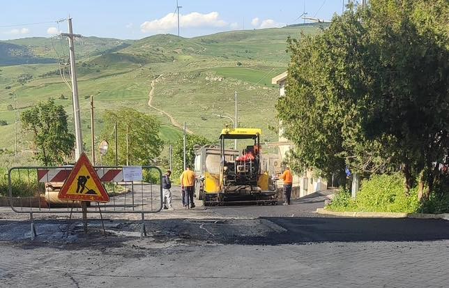 Santa Caterina. Al via lavori di asfaltatura di alcune strade cittadine