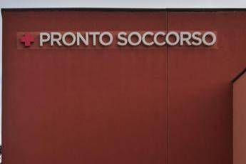 Agrigento, bambino di 10 anni precipita da primo piano del palazzo: è grave