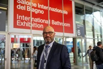 Assobagno, il bagno cambia ruolo e traina l’arredo-casa: il settore a +2,1% e vale 4,3 miliardi