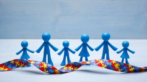 Caltanissetta, “InCONTROLUCE: dalle crepe entra la luce”, un progetto per accendere consapevolezza e inclusione nella Giornata Mondiale sull’Autismo