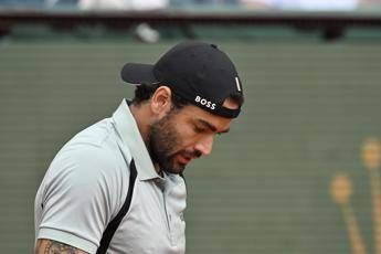 Berrettini, sconfitta e furia a Madrid: “Non sono in grado di competere”