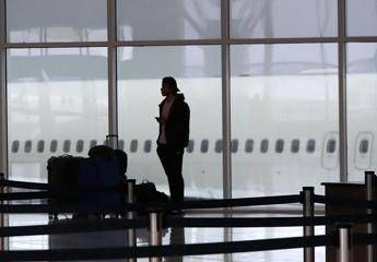 Carburante a rischio per i voli, al via restrizioni in 4 aeroporti italiani