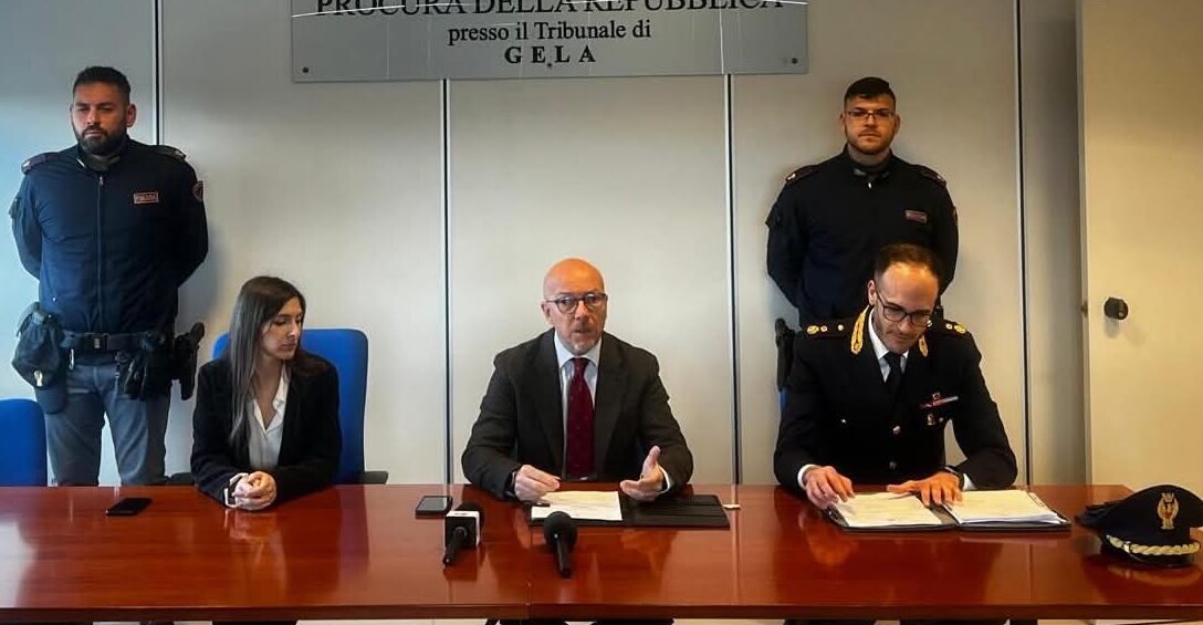 Tentato omicidio a Gela, 22enne accoltella coetaneo durante una lite: arrestato dalla Polizia