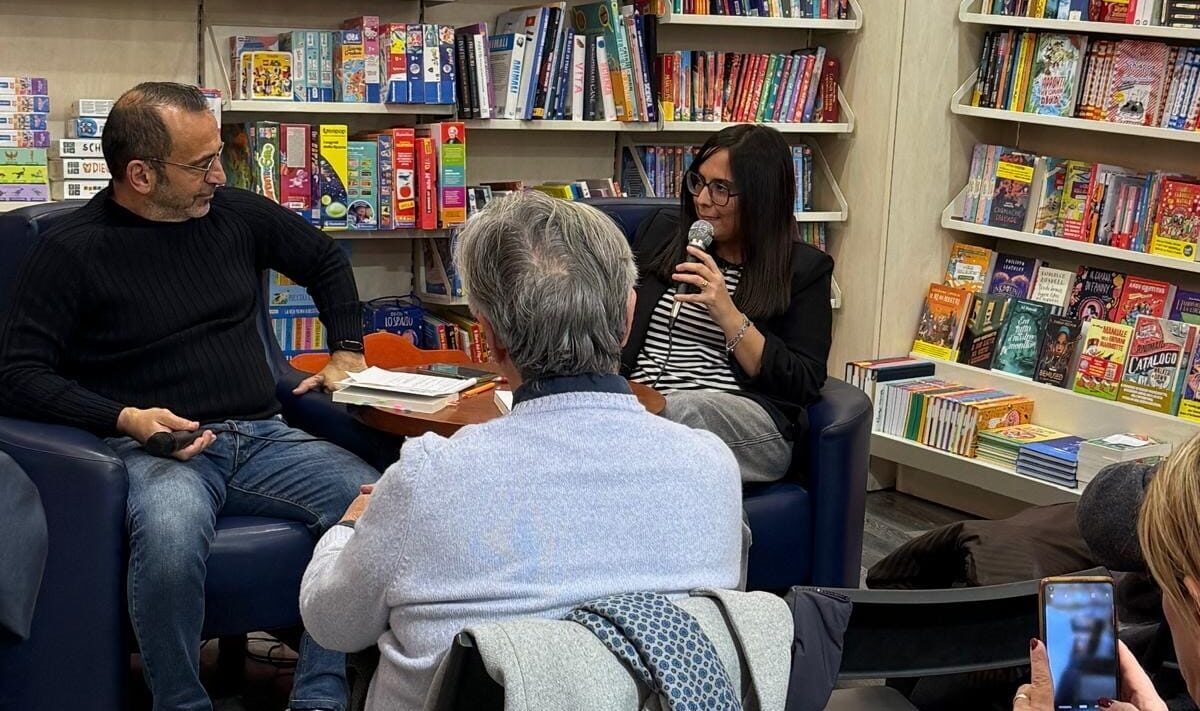 Caltanissetta, “Ma tu che lavoro fai?”: il 18 aprile nuova tappa per il libro di Mariangela Galante