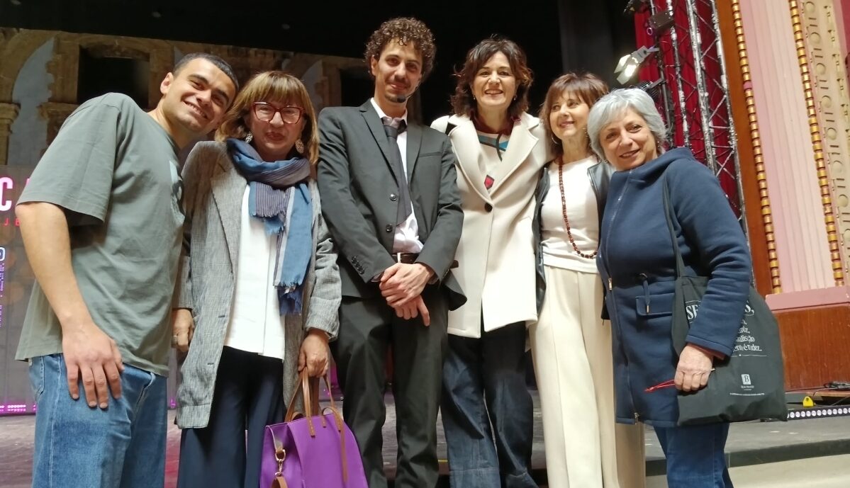 Caltanissetta. Dal bullismo all’IA, studenti dell’IISS Luigi Russo tra i protagonisti del progetto multimediale in lingua spagnola “JUNTOS 2 – El camino inverso”