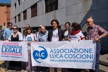 “Sono felice di potermene andare nel mio letto”, 66enne paralizzato muore con suicidio assistito in Liguria dopo 10 mesi di attesa