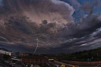 Temporali, grandine e raffiche di vento: scatta l’allerta gialla in 8 regioni