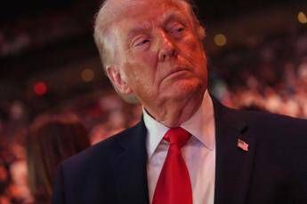 Trump bocciato dal sondaggio, 63% americani insoddisfatto per guerra in Iran e economia