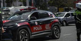 Turchia, studente apre il fuoco nella sua scuola poi si toglie la vita: 16 feriti