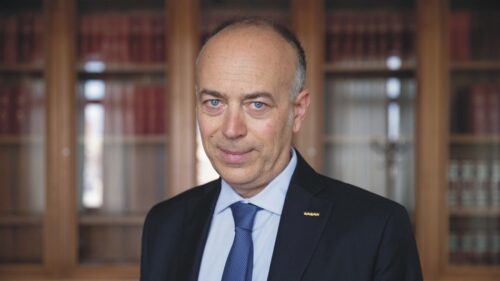 Pietro Lorefice (M5S): “Voli non sicuri su rotte Sicilia; il Governo chiarisca”
