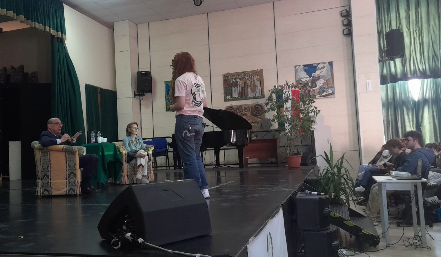 Caltanissetta. Incontro delle classi quinte del Liceo “Ruggero Settimo” con il diplomatico Michele Valensise