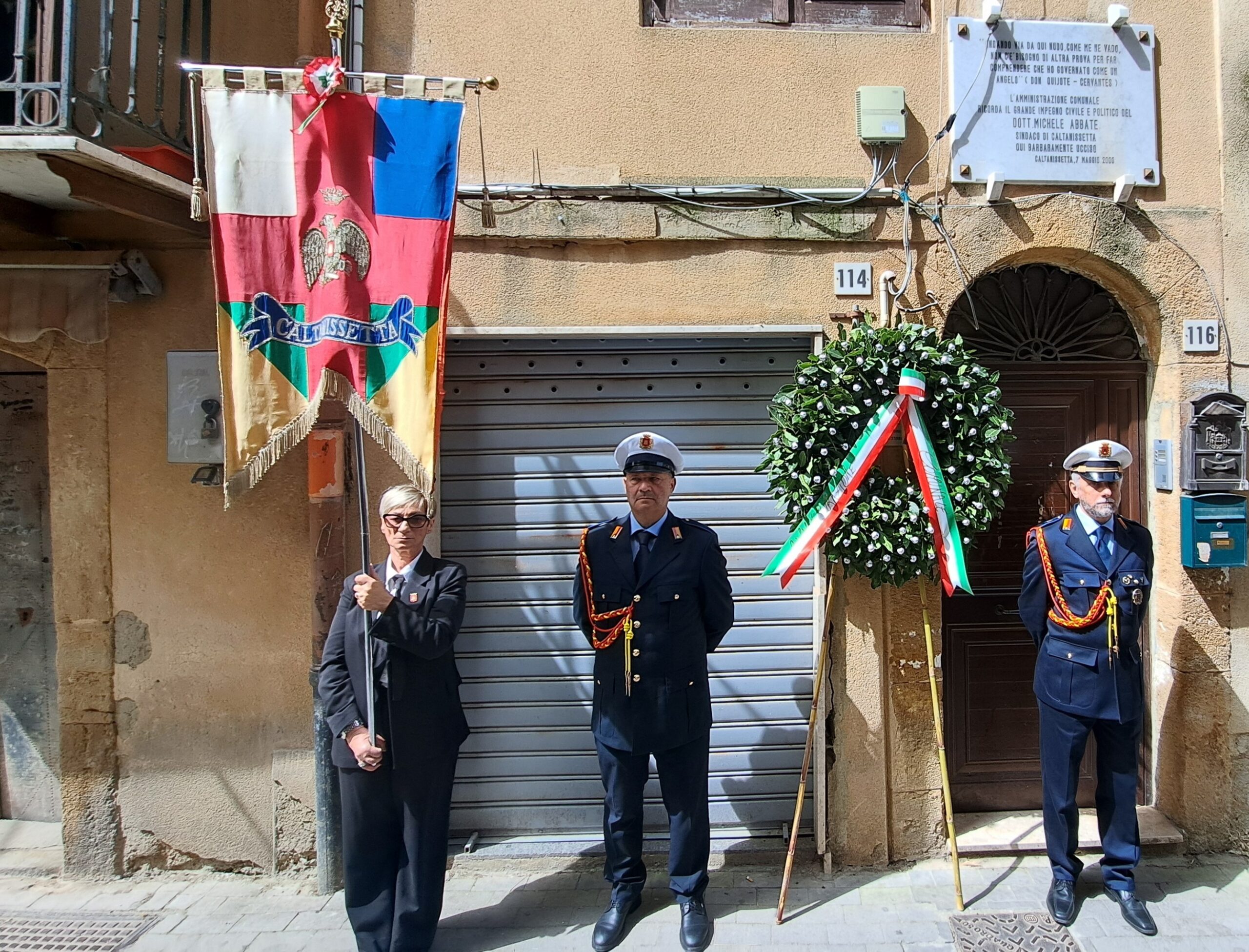 Caltanissetta omaggia la memoria del Sindaco Michele Abbate ucciso 27 anni fa