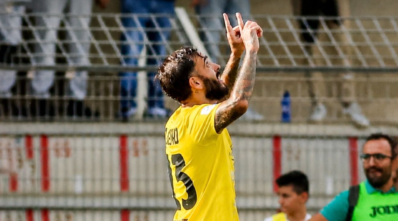 La Nissa batte 4-1 il Paternò e domenica prossima sfida la Gelbison in semifinale play off; il Savoia va in Lega Pro