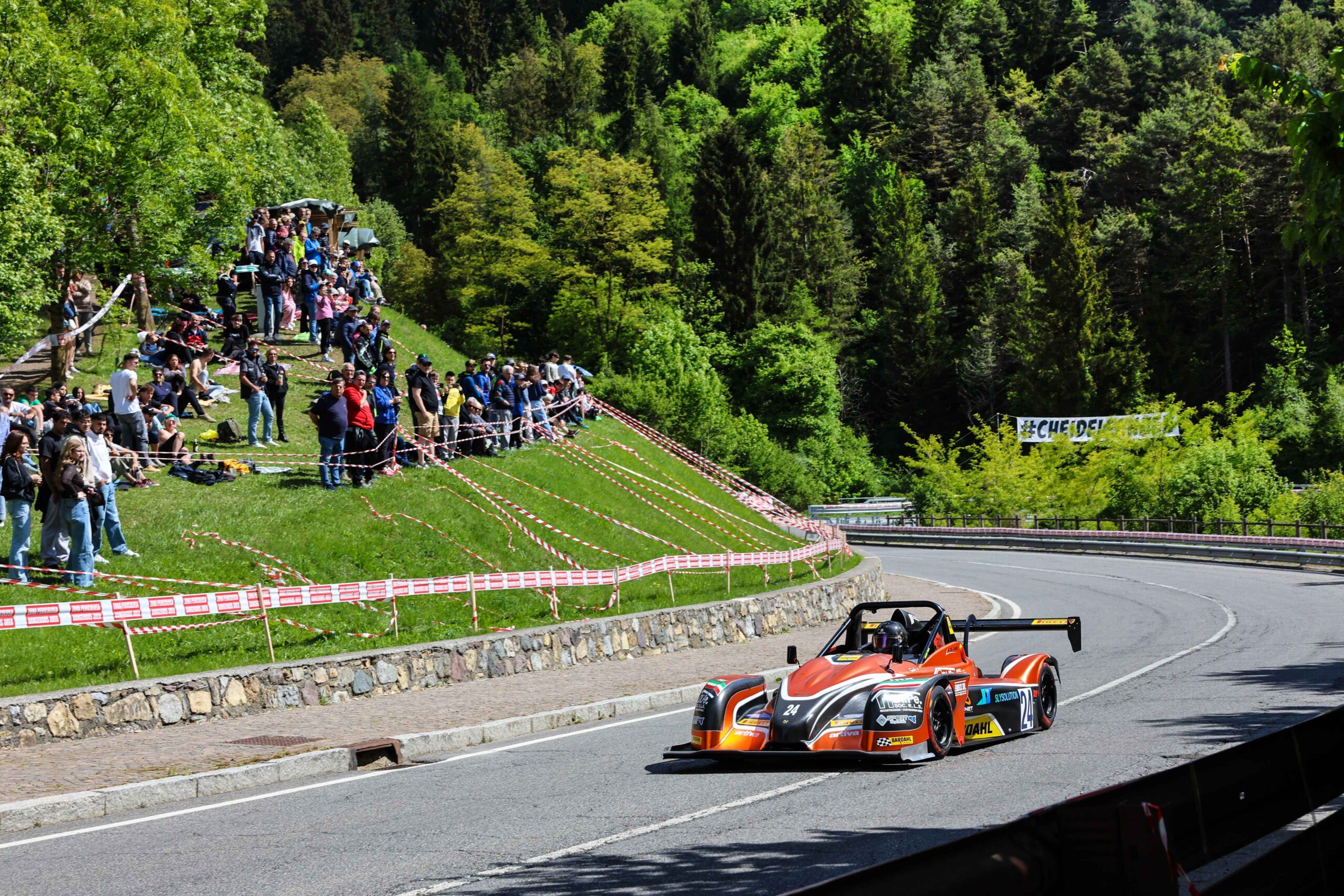 Motori. Di Caro subito al top in Valcamonica: nella gara di esordio alla Supersalita 2026 il giovane nisseno domina
