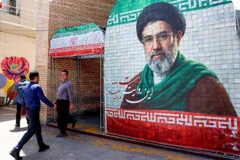Iran, attesa oggi la risposta alla proposta Usa: Trump parla di “colloqui positivi”