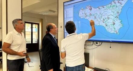 Campagna antincendio, firmata convenzione tra Regione Siciliana e Vigili del fuoco. Schifani: «Collaborazione consolidata e preziosa. Risposta concreta a contesto climatico mutato»