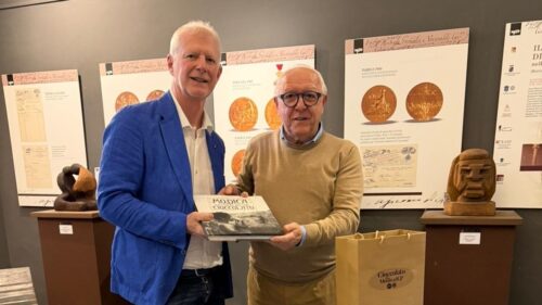 Il Generale della GdiF Francesco Mattana in visita al Museo del Cioccolato di Modica