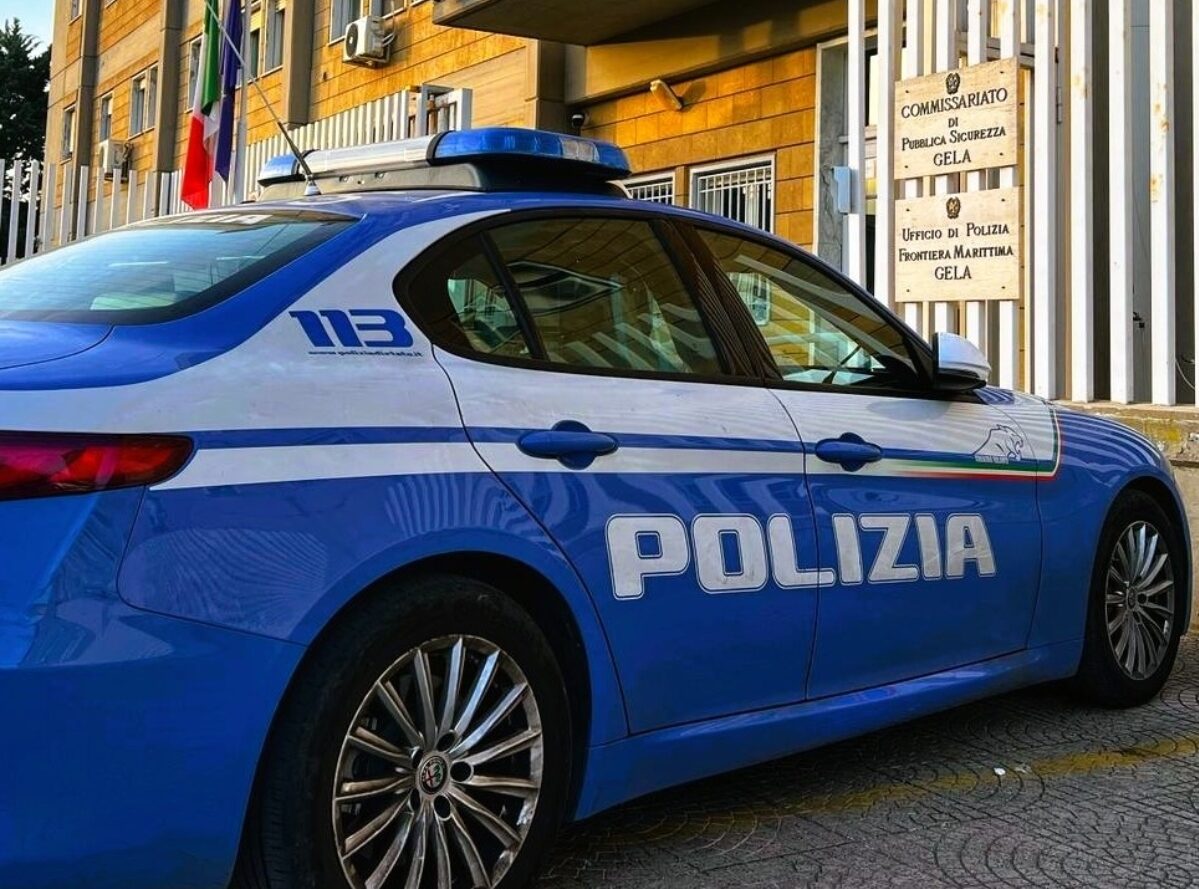 Furto con spaccata a Gela, 25enne arrestato dalla Polizia