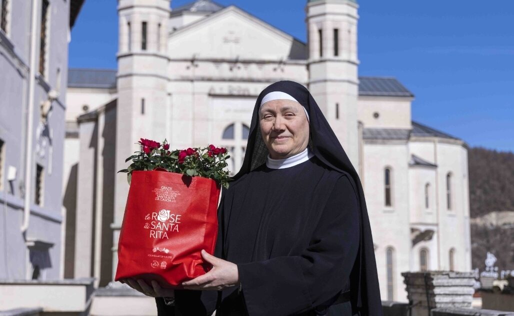 Le Rose di Santa Rita, il 16 e il 17 maggio torna in Sicilia l’iniziativa nazionale di raccolta fondi: punti solidali anche nel Nisseno