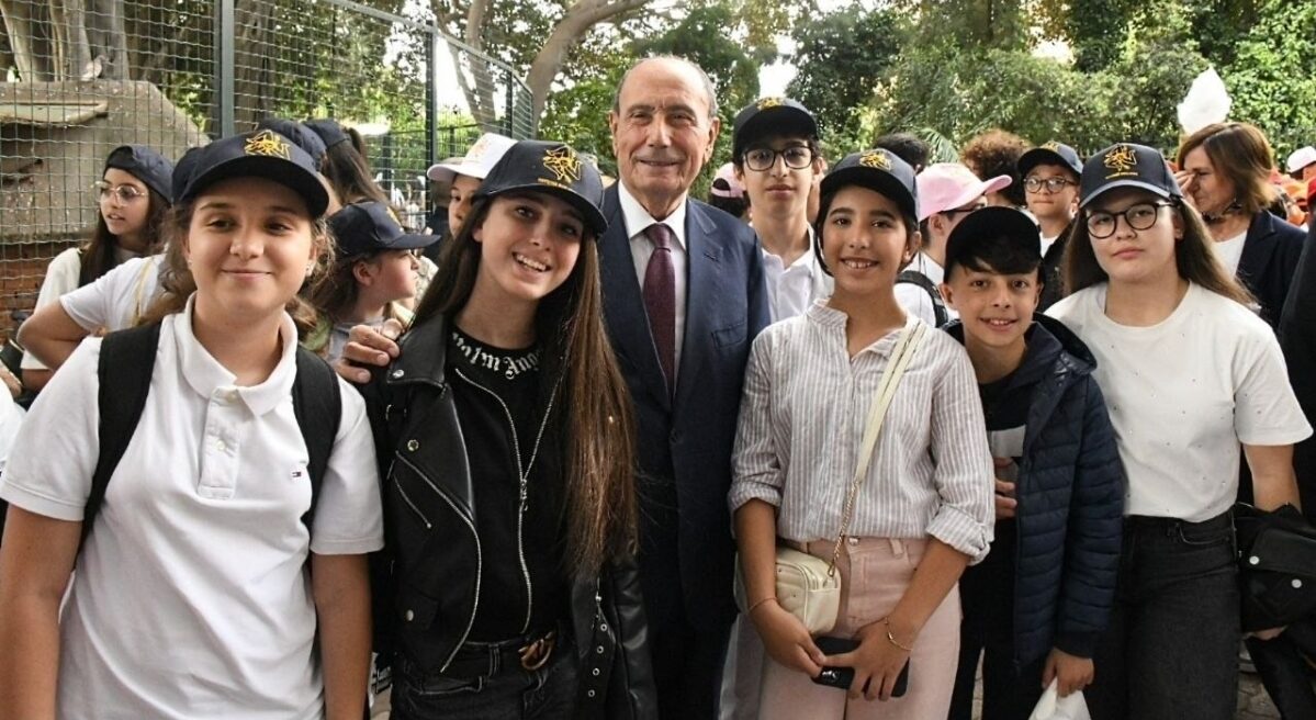 Sicilia. Autonomia, Schifani festeggia l’80° anniversario con gli studenti: «Date continuità alla difesa dei valori dello Statuto»