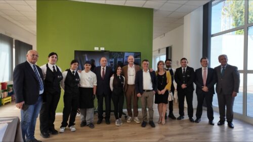 Inaugurati i Magazzini Brancaccio al liceo Danilo Dolci. Schifani e Turano: «Luoghi sottratti alla mafia e restituiti alla società sono segno di futuro»