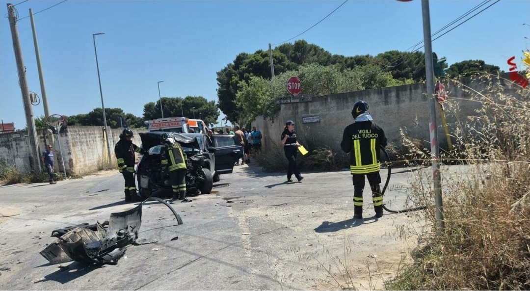 Auto contro scuolabus a Mazara del Vallo, il conducente del Suv positivo al test della cocaina