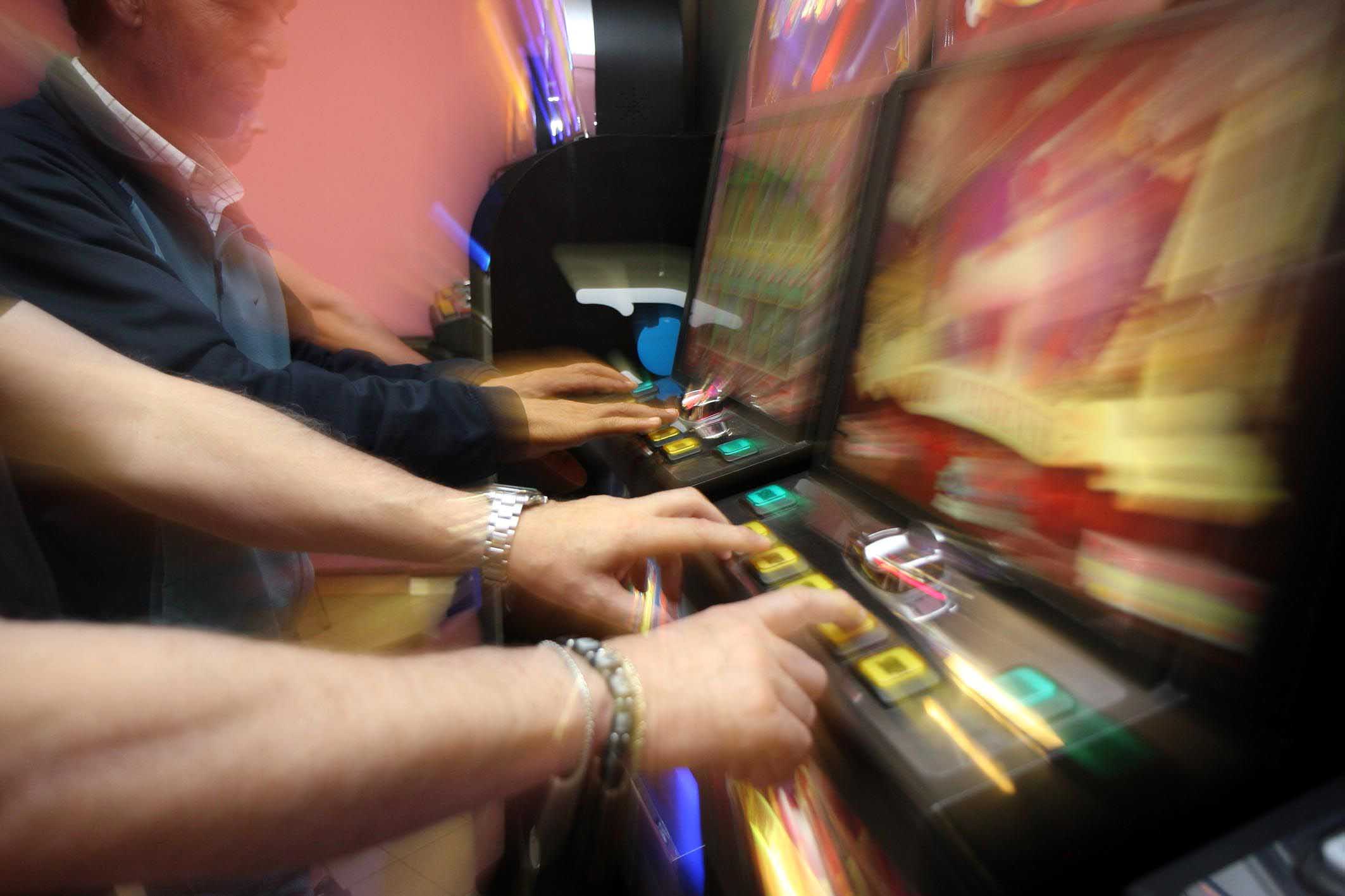 Italia. Gioco d’ azzardo: dossier, nel 2024 giocati 157 mld; +10% online
