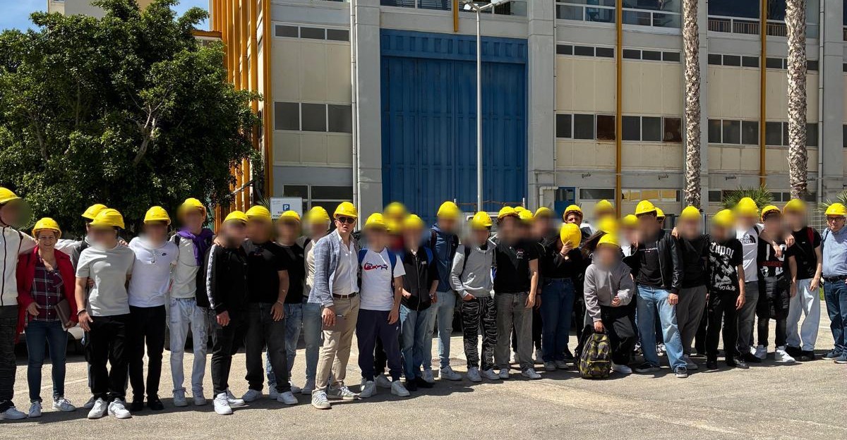 Caltanissetta. Gli alunni dell’IIS “Galilei – Di Rocco” in visita alla centrale Enel di Porto Empedocle
