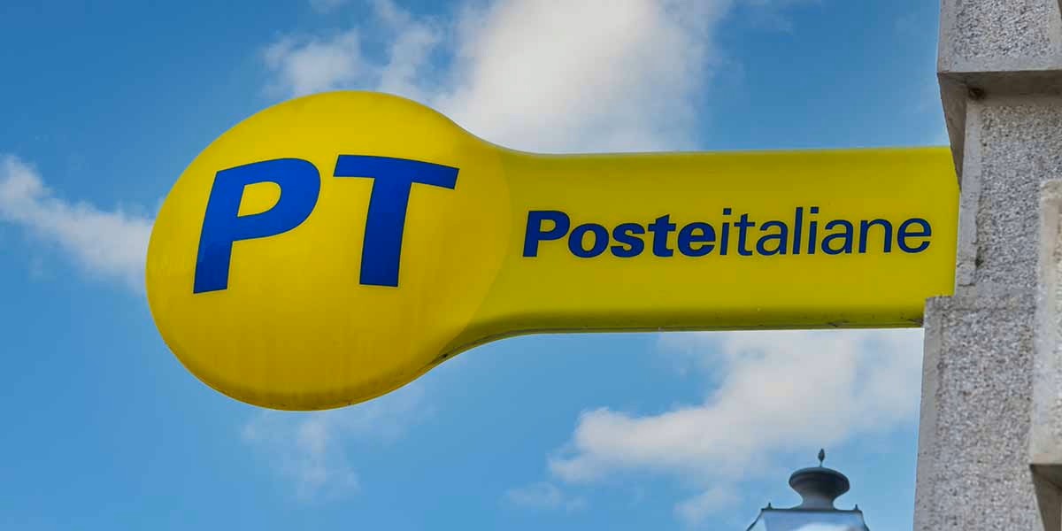 Poste Italiane. Aperte le iscrizioni al concorso rivolto ai giornalisti Under 35 e ai praticanti nelle scuole di giornalismo