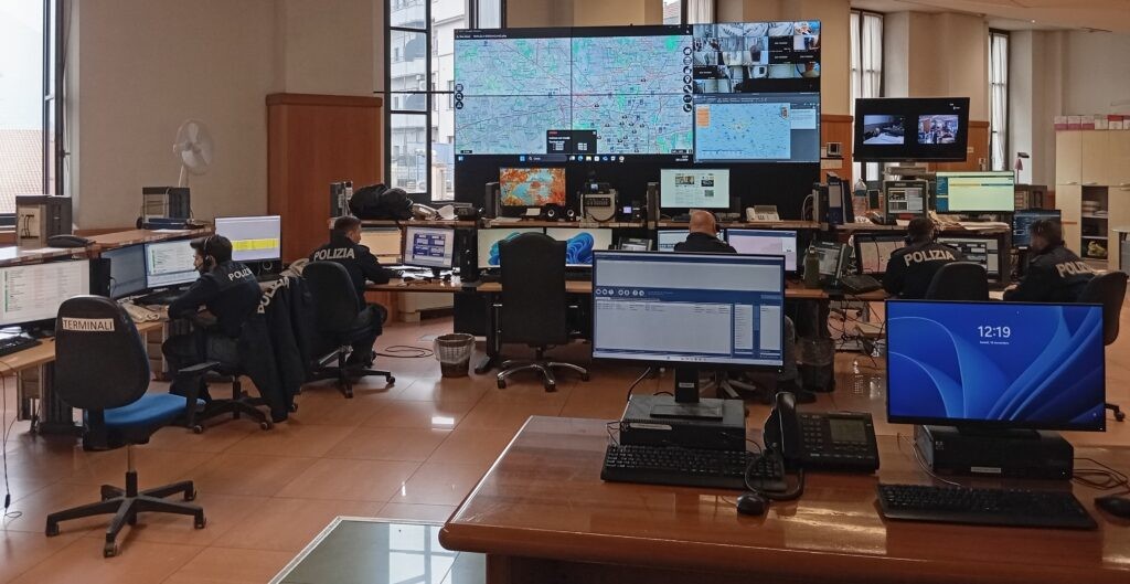 Nell’Ennese molestie telefoniche ad Uffici della Polizia: denunciate tre persone