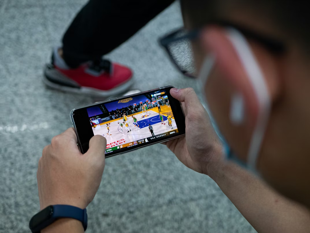 Sport locale e legalità digitale: proteggere la passione senza spegnere il gioco
