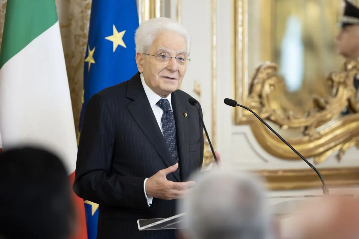 Mattarella, “Guardia di Finanza presidio di legalità e correttezza”