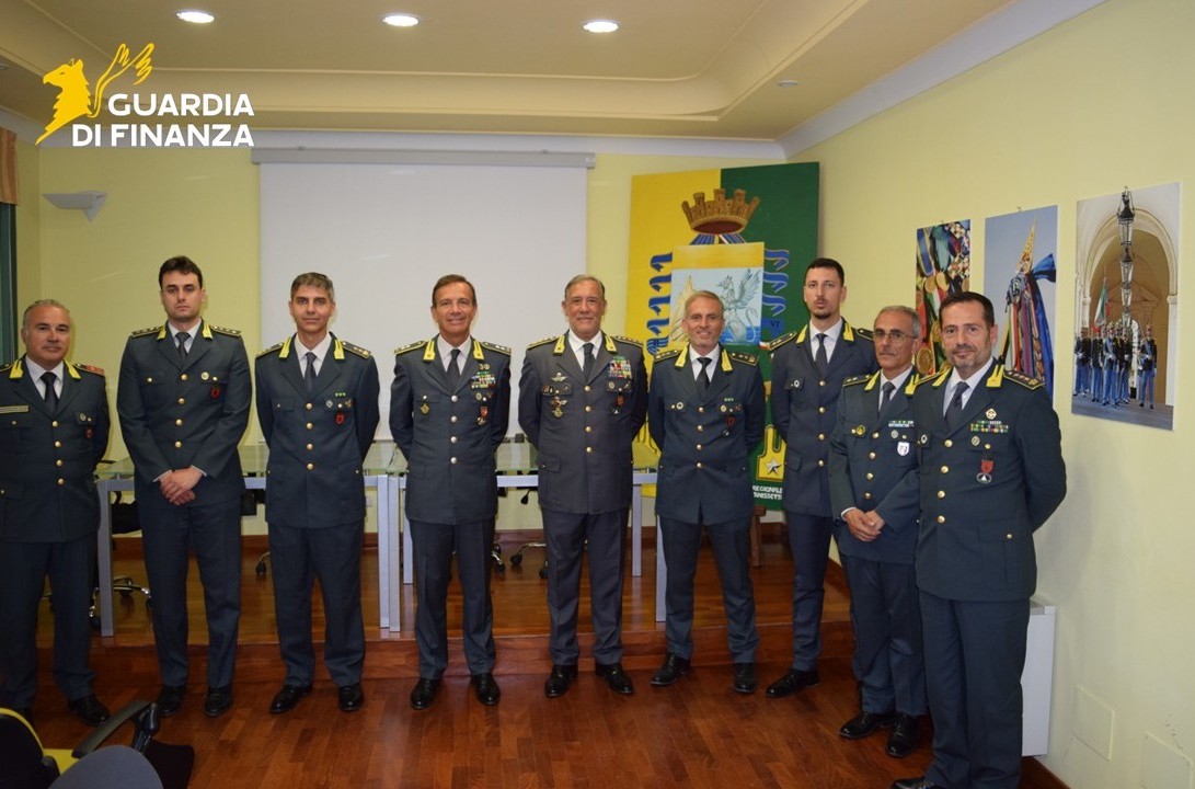 Il Generale Roberto Manna in visita al Comando Provinciale GdiF di Caltanissetta