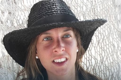 L’addio al nubilato si trasforma in tragedia: morta 37enne a Mykonos in un grave incidente stradale