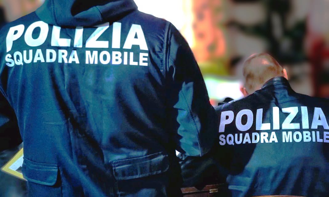 Caltanissetta, droga e maltrattamenti: due arresti della Polizia
