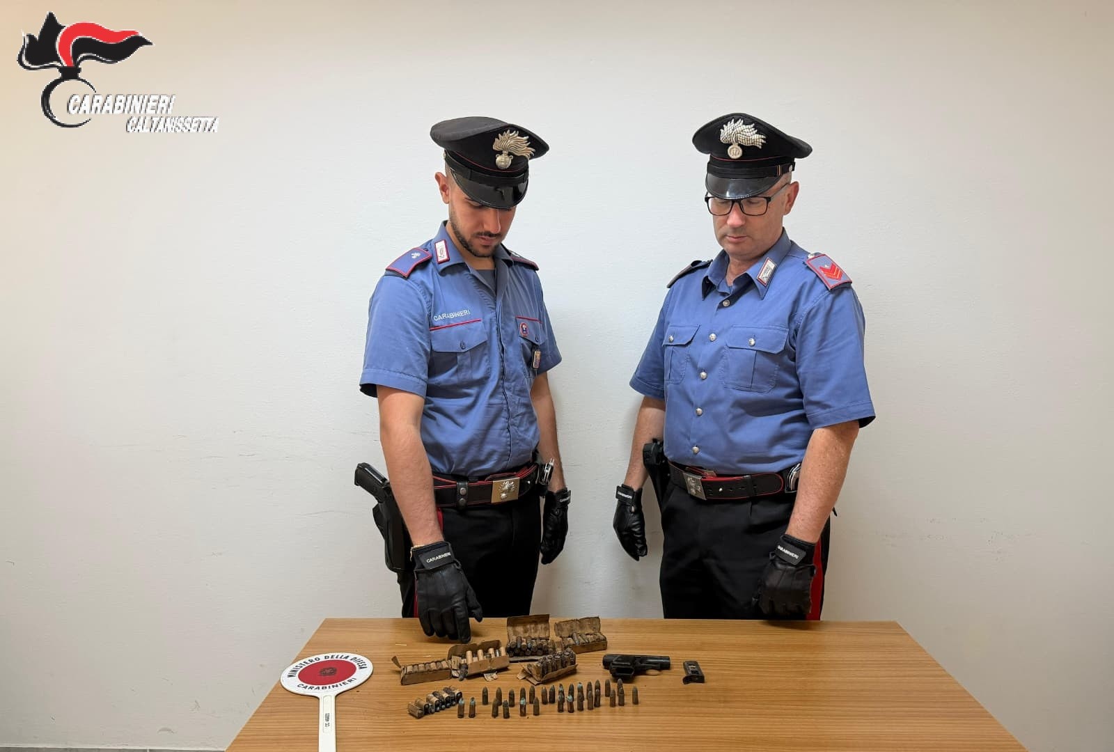Detenzione di arma clandestina e munizionamento: 32enne arrestato dai Carabinieri nel Nisseno