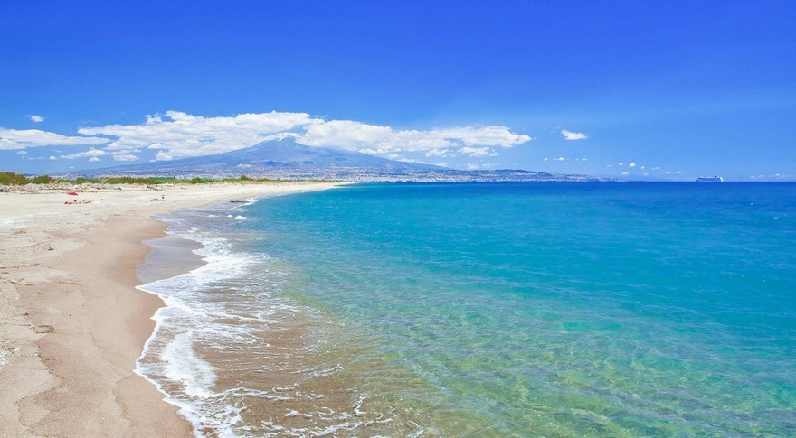 Stanziati 5 milioni ad 81 Comuni siciliani per migliorare i servizi nelle spiagge libere