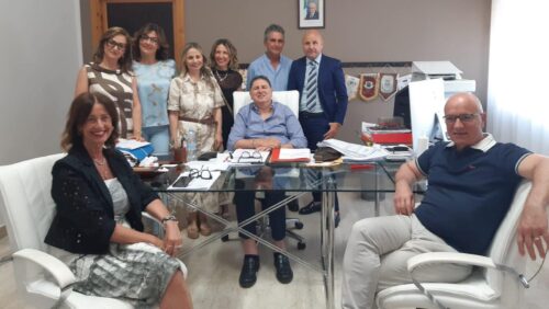Asp Caltanissetta, firmati i contratti per le progressioni verticali, Ficarra: “Riconoscere il merito, la dedizione e la professionalità del personale”