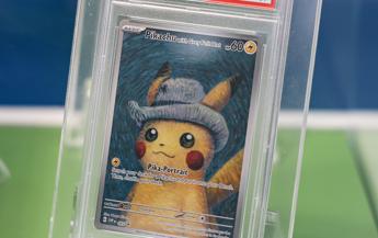 Furto in appartamento a Roma, nel bottino da 200mila euro carte Pokemon e One Piece